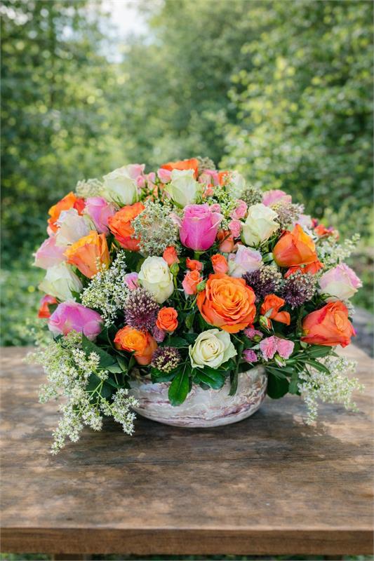 Doğanın Renkleri – Anastasia & Gül Masa Aranjmanı