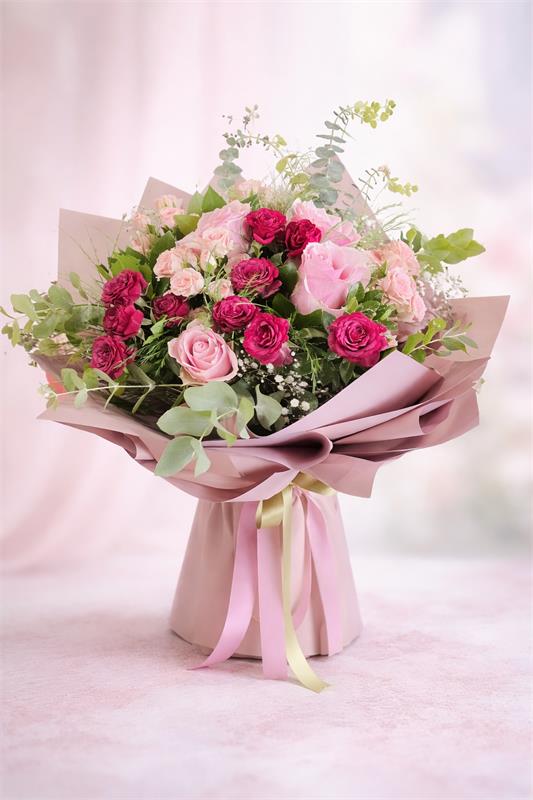 Tatlı Pembeler Gül Buketi