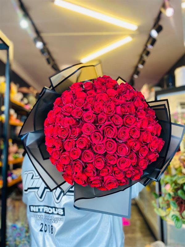 101 Kırmızı Gül Buketi