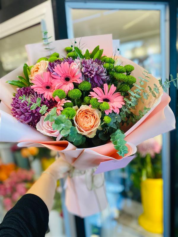 Renklerle Gelen Affet