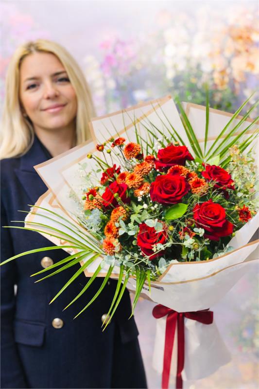 Aşkın Zarafeti Kırmızı Gül Buketi